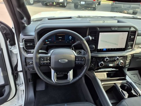 New 2025 Ford F250 Platinum image 15