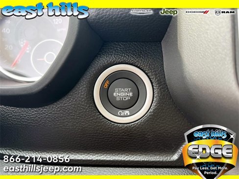 New 2026 RAM 1500 4x4 Crew Cab image 6
