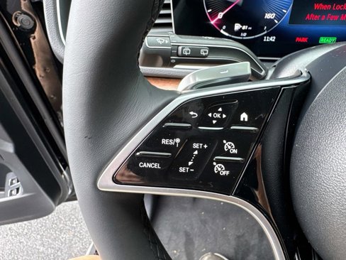 New 2025 Mercedes-Benz GLE 450e 4MATIC image 31