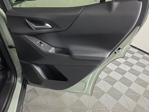 New 2026 Chevrolet Equinox LT w/ Convenience Package II image 34