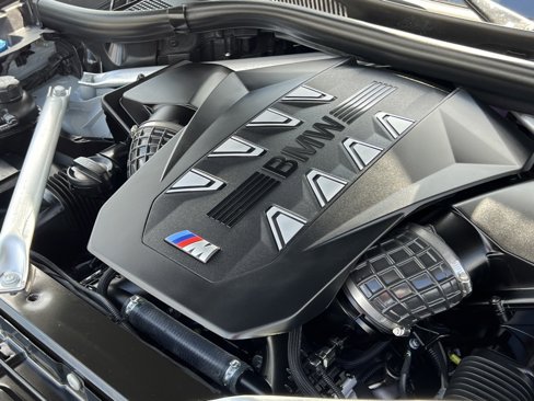 Used 2025 BMW X5 M60i image 37
