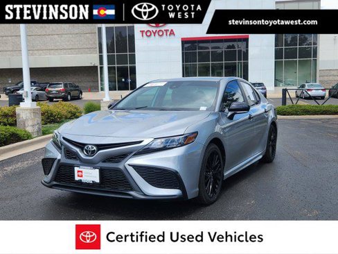 Certified 2022 Toyota Camry SE image 1