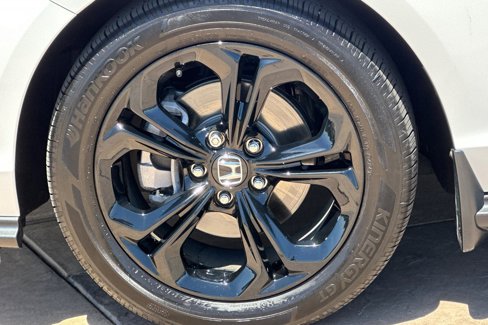 Used 2025 Honda Accord SE image 31
