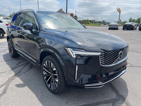 New 2026 Volvo XC90 B6 Plus w/ Protection Package Premier image 7