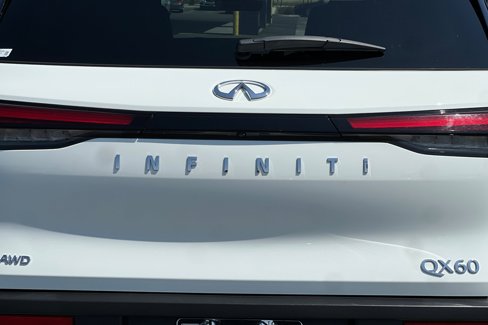 Certified 2024 INFINITI QX60 Pure image 51