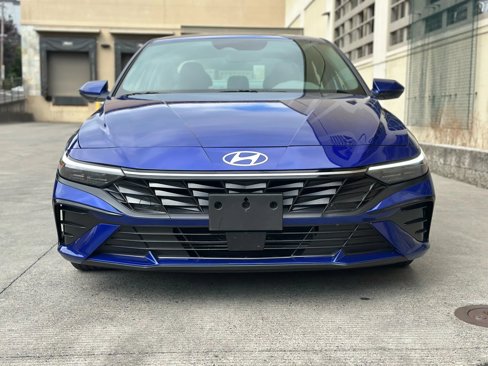 Used 2025 Hyundai Elantra SEL image 5