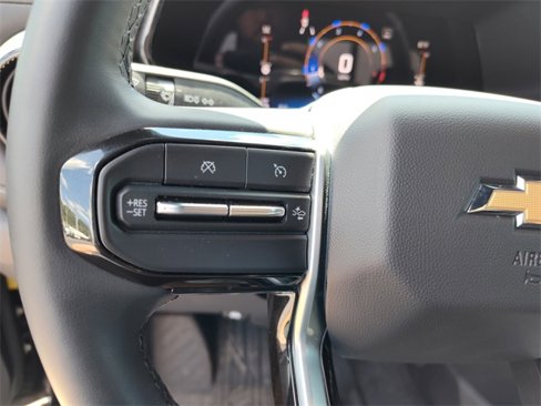 Used 2023 Chevrolet Colorado LT w/ LT Convenience Package II image 19