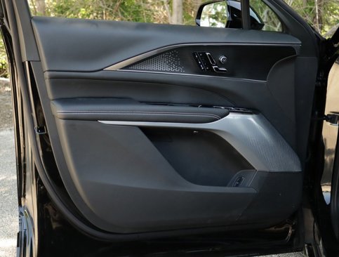 New 2026 Cadillac Lyriq V image 35