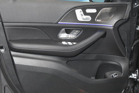 New 2026 Mercedes-Benz GLE 450 4MATIC image 3