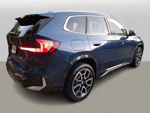 Used 2025 BMW X1 xDrive28i w/ Technology Package image 4