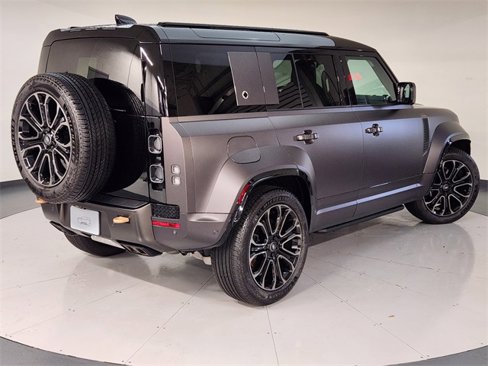 New 2025 Land Rover Defender 110 image 2
