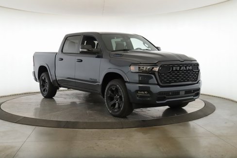 New 2025 RAM 1500 4x4 Crew Cab image 2