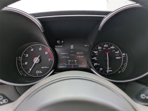 Used 2021 Alfa Romeo Giulia Ti image 12
