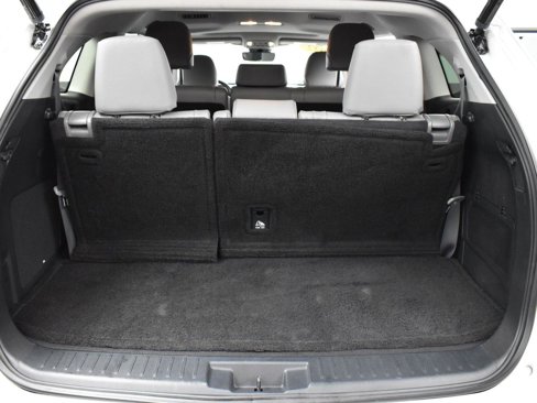 Used 2022 Toyota Highlander Limited image 10