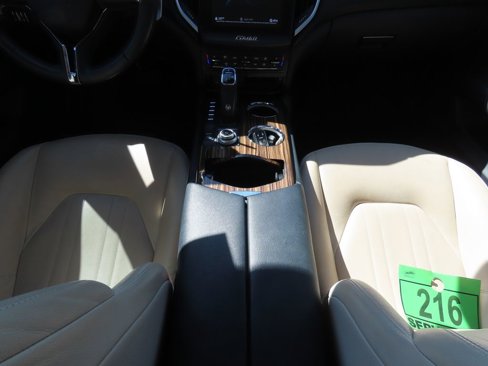 Used 2019 Maserati Ghibli S image 9