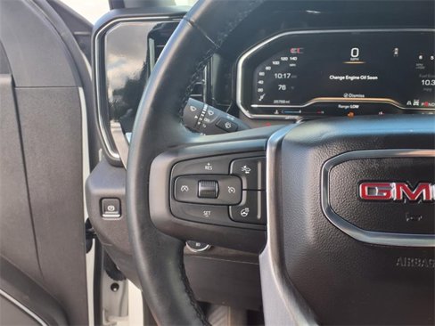 Used 2025 GMC Sierra 1500 SLT image 14