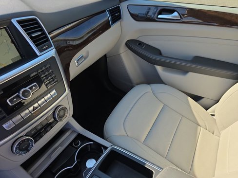Used 2013 Mercedes-Benz ML 350 4MATIC image 33