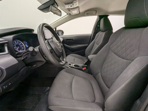 Used 2022 Toyota Corolla LE w/ LE Convenience Package image 4