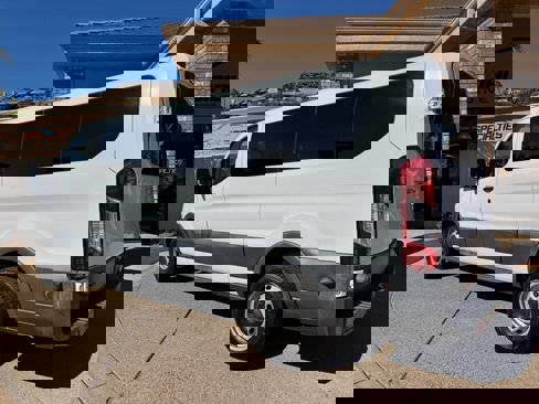 Used 2018 Ford Transit 350 XL image 26
