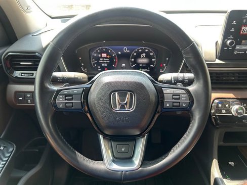 Used 2025 Honda Pilot Elite image 11