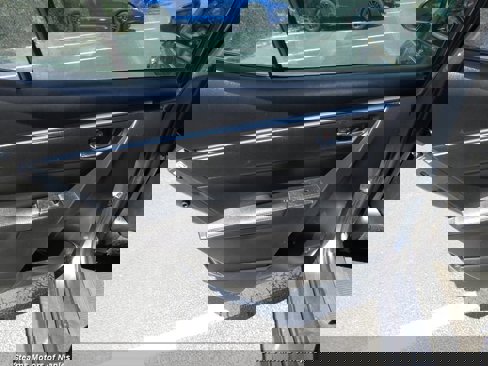 Used 2016 Toyota Corolla S image 44