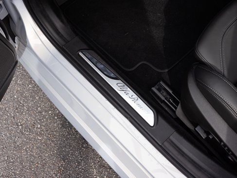New 2025 Alfa Romeo Giulia AWD image 23