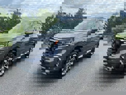 New 2025 Honda Pilot EX-L image 2