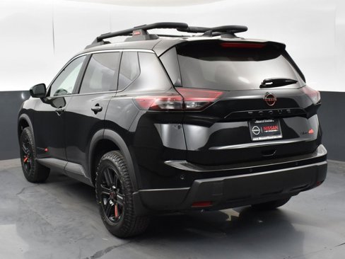 New 2026 Nissan Rogue SV image 6