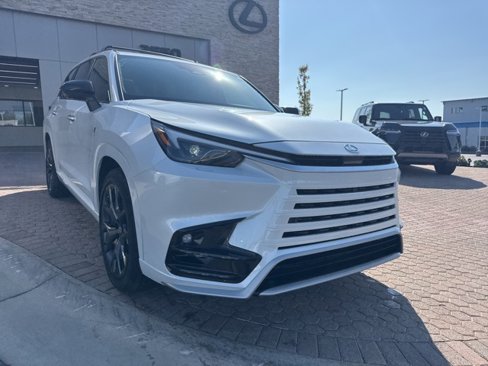 New 2026 Lexus TX 500h AWD w/ Technology Package image 5