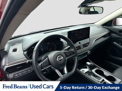 Used 2024 Nissan Altima 2.5 SL image 11
