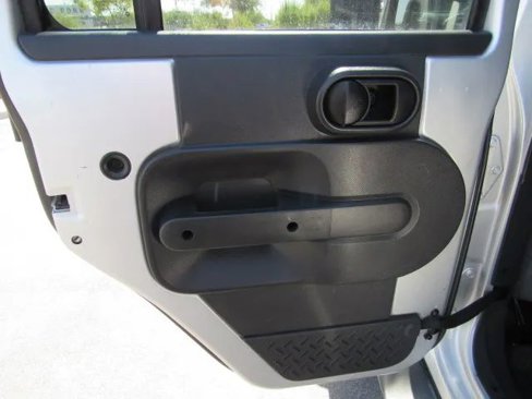 Used 2008 Jeep Wrangler Unlimited Sahara w/ Trailer Tow Group image 18