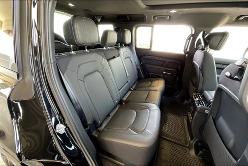 New 2025 Land Rover Defender 110 X image 10
