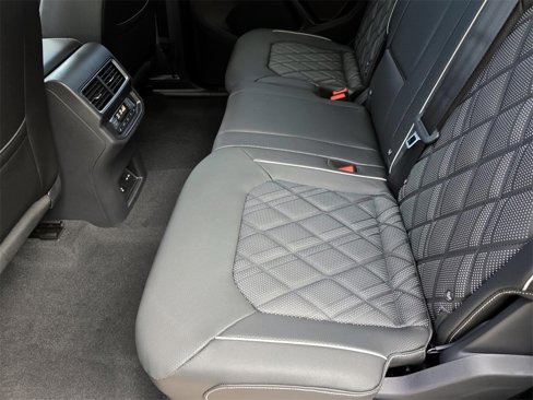 New 2025 Volkswagen Atlas SEL Premium R-Line image 31