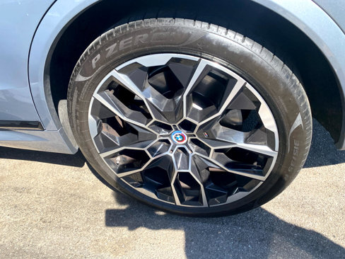 Used 2023 BMW X7 M60i w/ Executive Package image 15