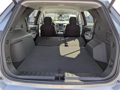 Used 2024 Chevrolet Equinox LT image 33