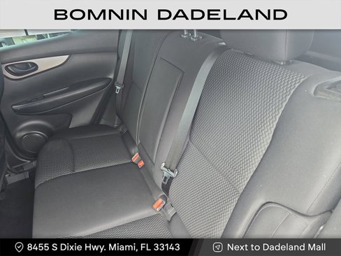Used 2021 Nissan Rogue Sport S image 14