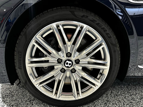 Used 2021 Bentley Flying Spur W12 image 7