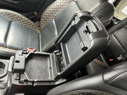 Used 2022 Jeep Wrangler Unlimited Sahara image 26