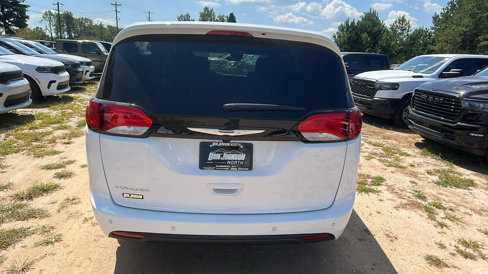 New 2026 Chrysler Voyager LX image 9