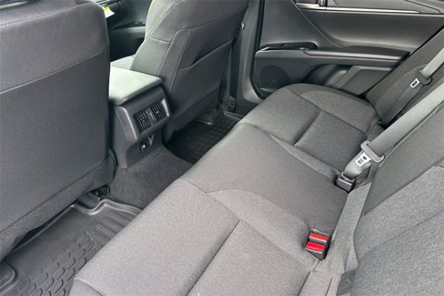 New 2026 Toyota Camry LE image 12