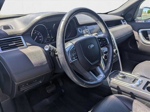 Used 2018 Land Rover Discovery Sport HSE image 10