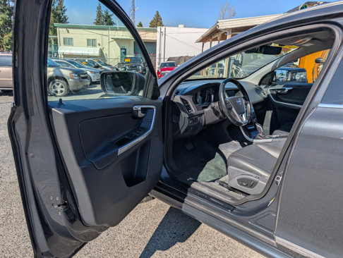 Used 2015 Volvo XC60 T5 image 6