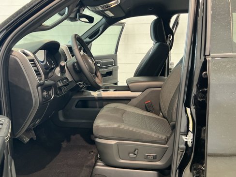 New 2025 RAM 2500 Big Horn image 12