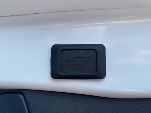Used 2024 Toyota RAV4 XLE image 12