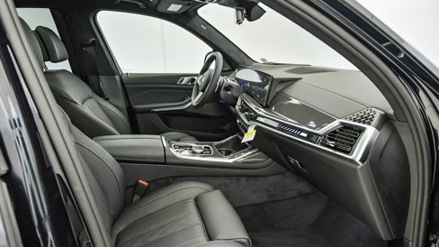 New 2026 BMW X7 M60i image 20