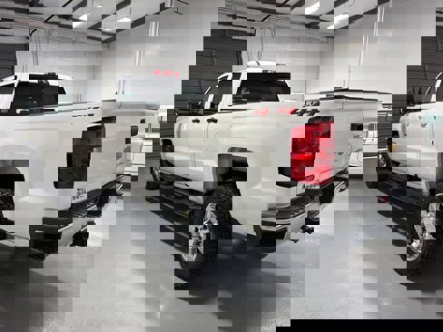 Used 2019 Chevrolet Silverado 2500 W/T image 8