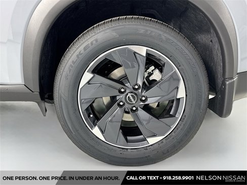 New 2026 Nissan Rogue SV image 30