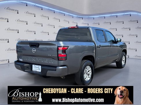Used 2024 Nissan Frontier SV image 13