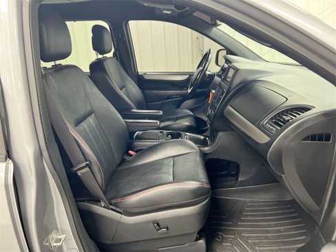 Used 2020 Dodge Grand Caravan GT image 22