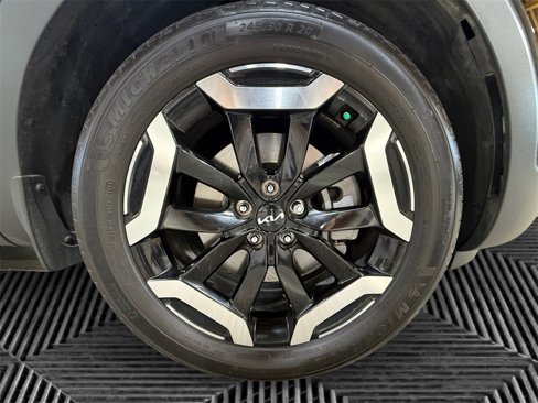 Used 2023 Kia Telluride EX X-Line image 12